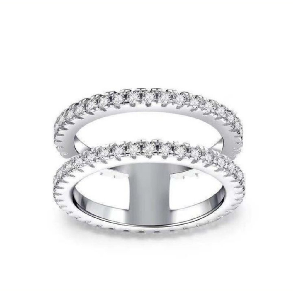 Exquisite Sterling Silver White Sapphire Ring - Picture 2 of 3
